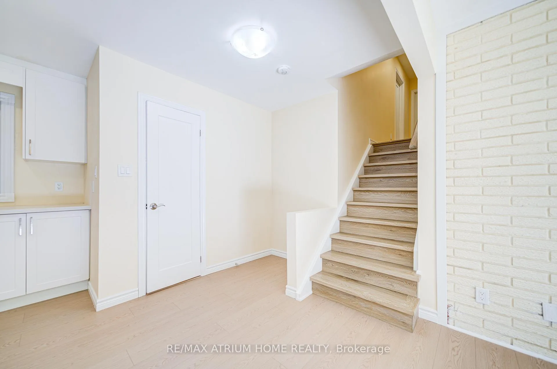 Photo 9 of 9963 Woodbine Avenue, Markham, Devil's Elbow — HOMEH