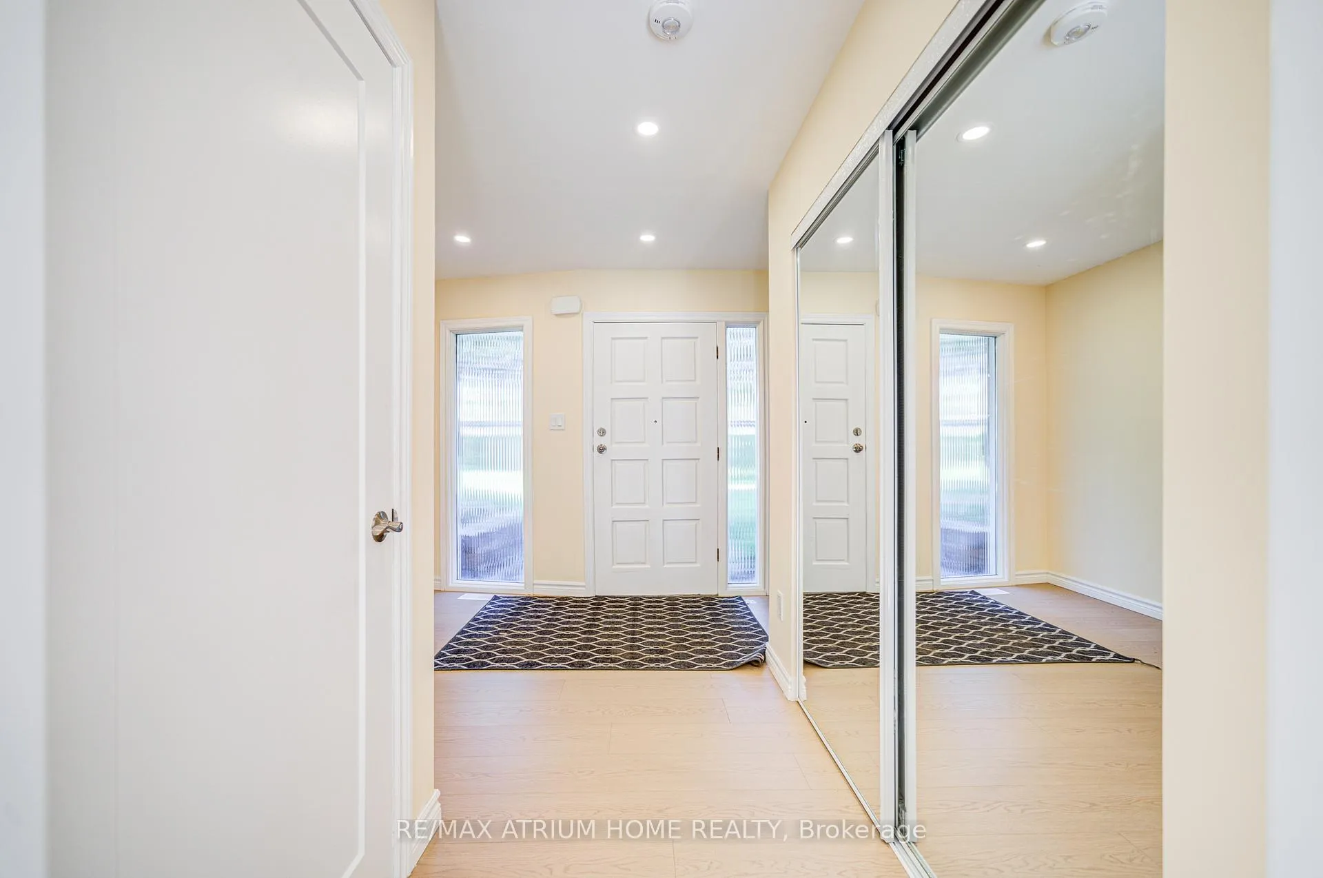 Photo 32 of 9963 Woodbine Avenue, Markham, Devil's Elbow — HOMEH