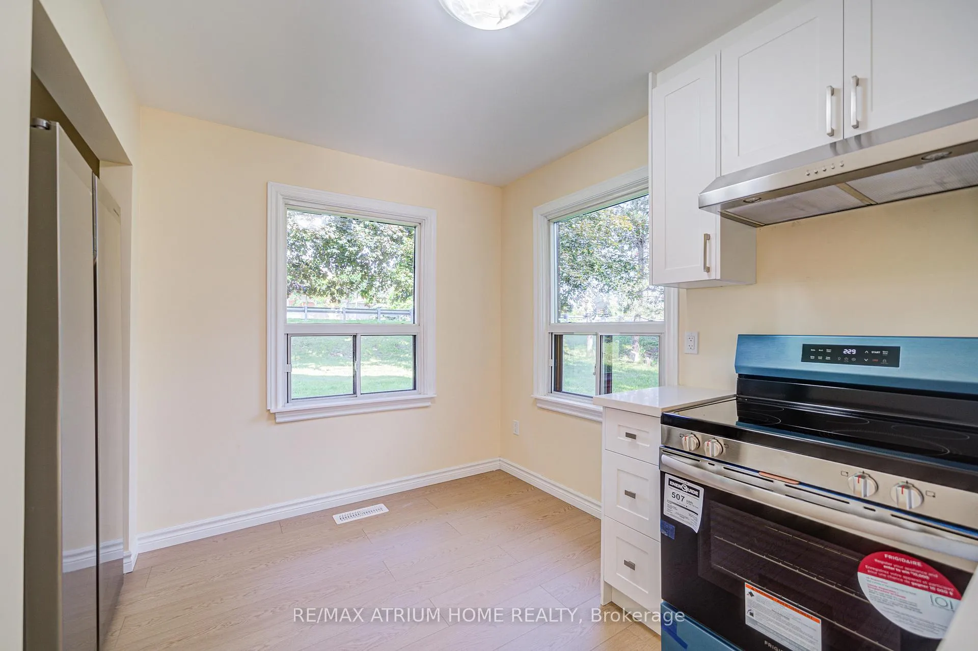 Photo 39 of 9963 Woodbine Avenue, Markham, Devil's Elbow — HOMEH