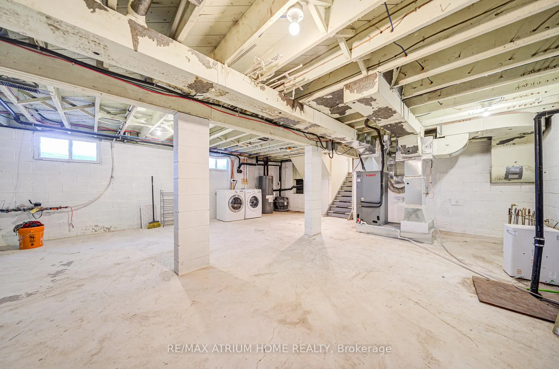 Photo 44 of 9963 Woodbine Avenue, Markham, Devil's Elbow — HOMEH