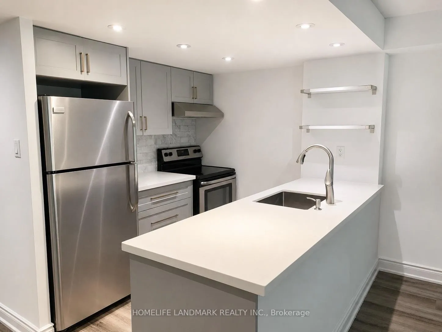 Photo 2 of Unit 412, 705 King Street, Toronto, Niagara — HOMEH
