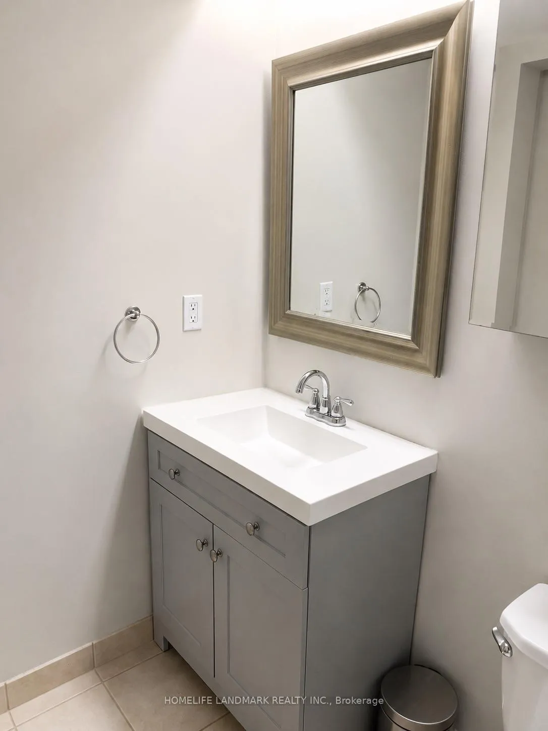 Photo 7 of Unit 412, 705 King Street, Toronto, Niagara — HOMEH