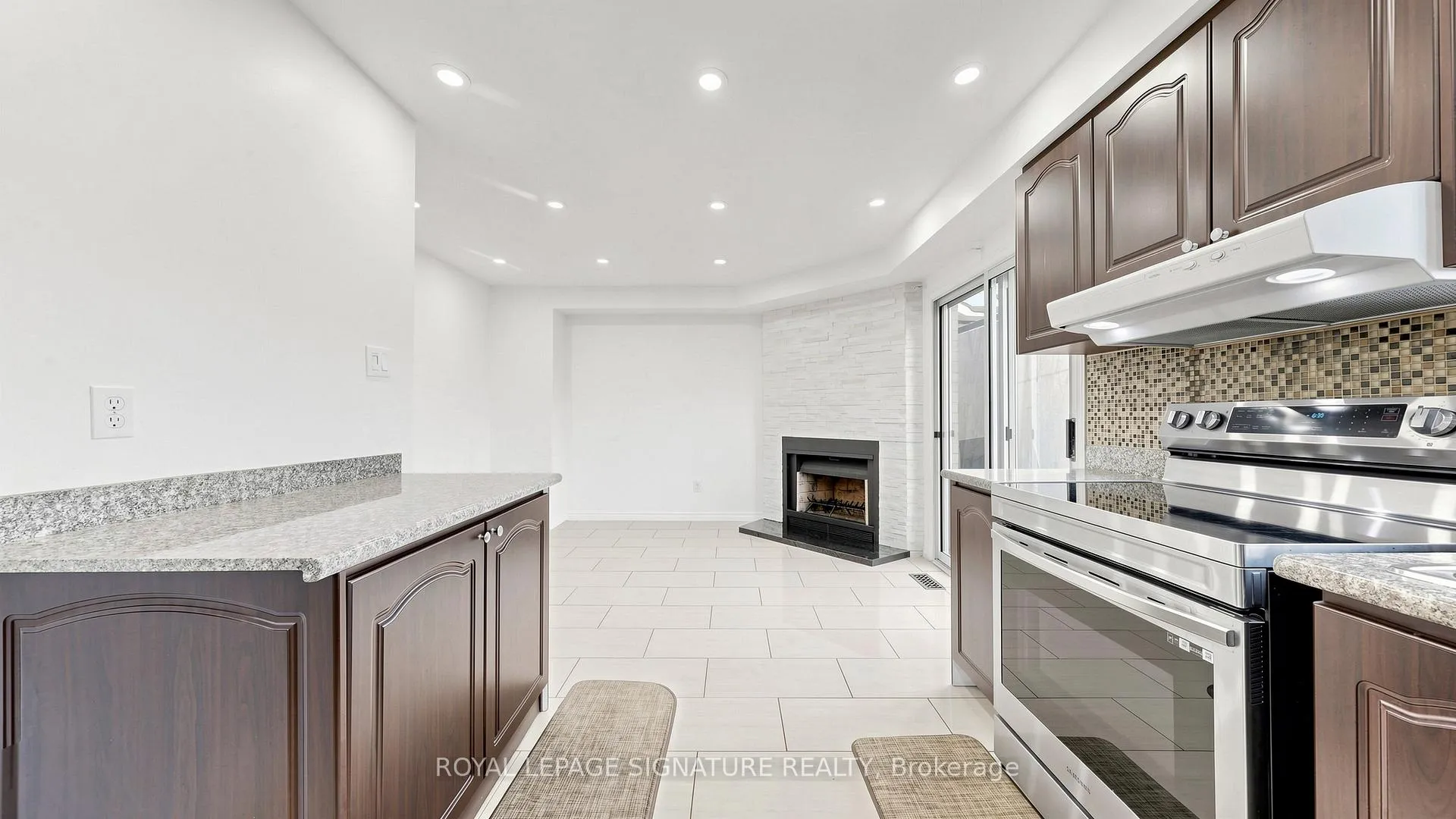 Photo 11 of Unit Main, 1634 Fairfield Crescent, Pickering, Village East — HOMEH