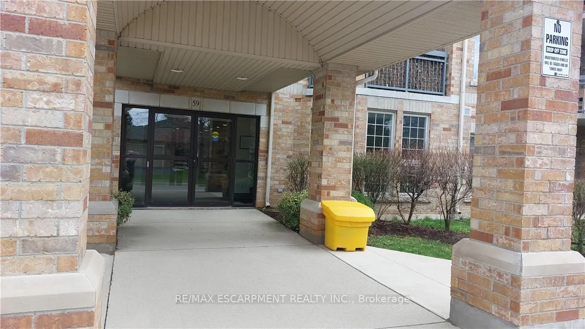 Photo 3 of Unit 312, 59 Critzia Drive, Hamilton, Twenty Place — HOMEH