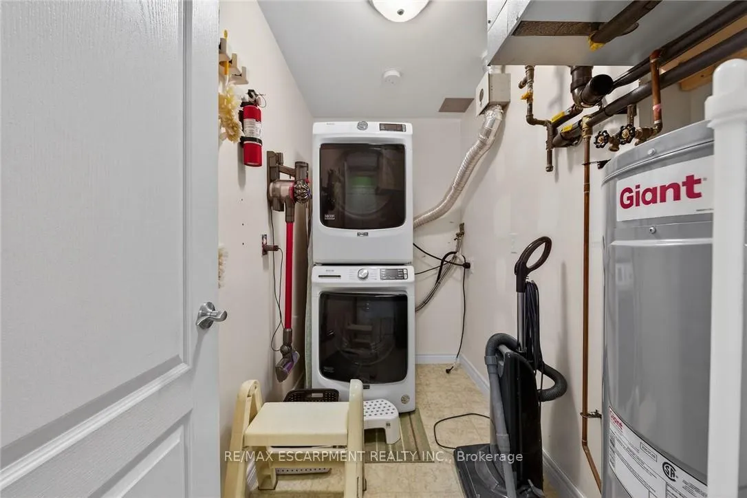Photo 5 of Unit 312, 59 Critzia Drive, Hamilton, Twenty Place — HOMEH