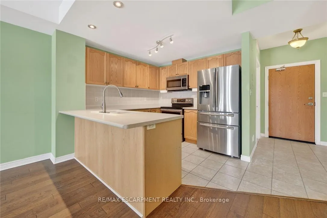 Photo 11 of Unit 312, 59 Critzia Drive, Hamilton, Twenty Place — HOMEH