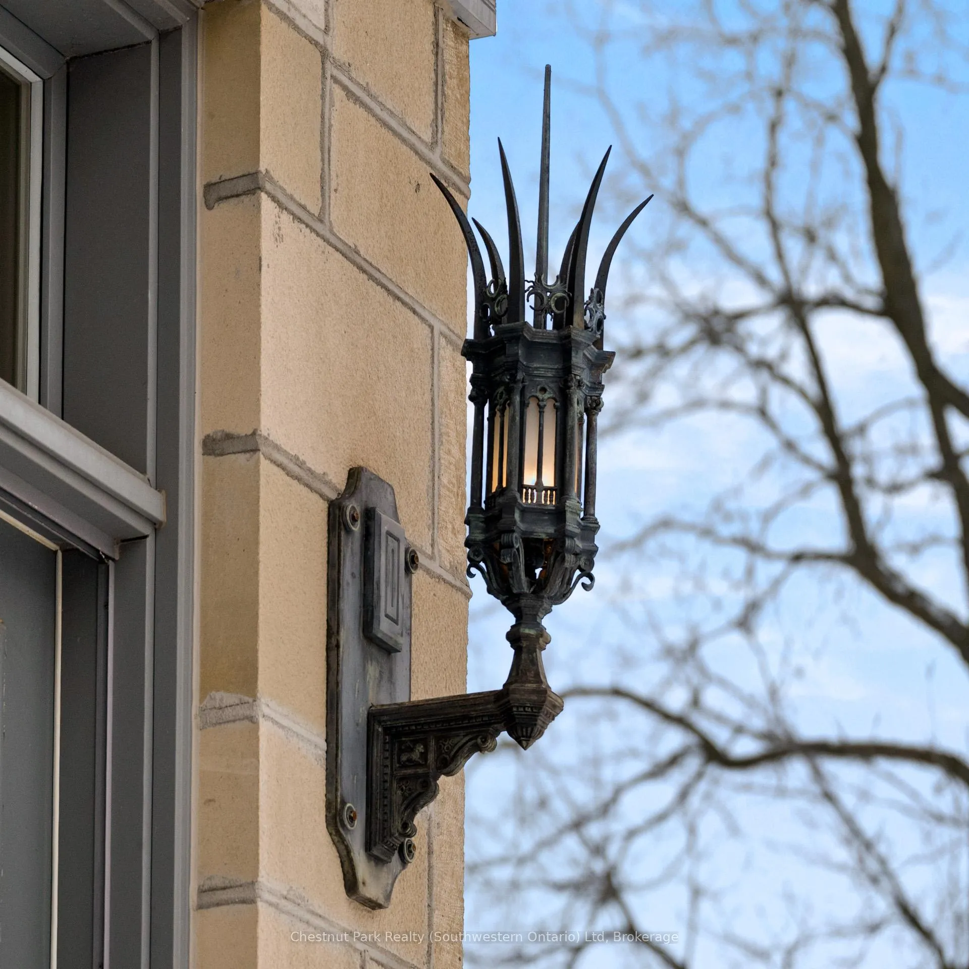 Photo 12 of 22 Stuart Street, Guelph, St. George's — HOMEH