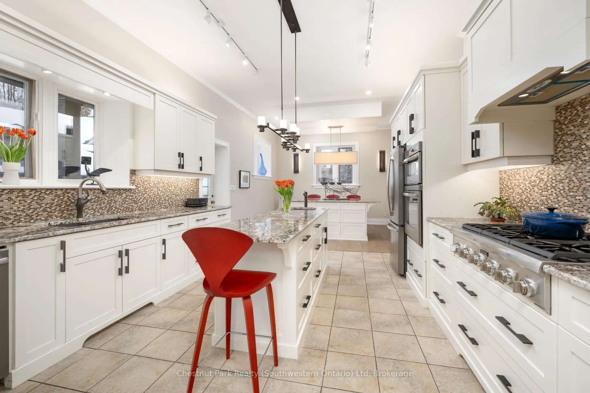 Photo 26 of 22 Stuart Street, Guelph, St. George's — HOMEH