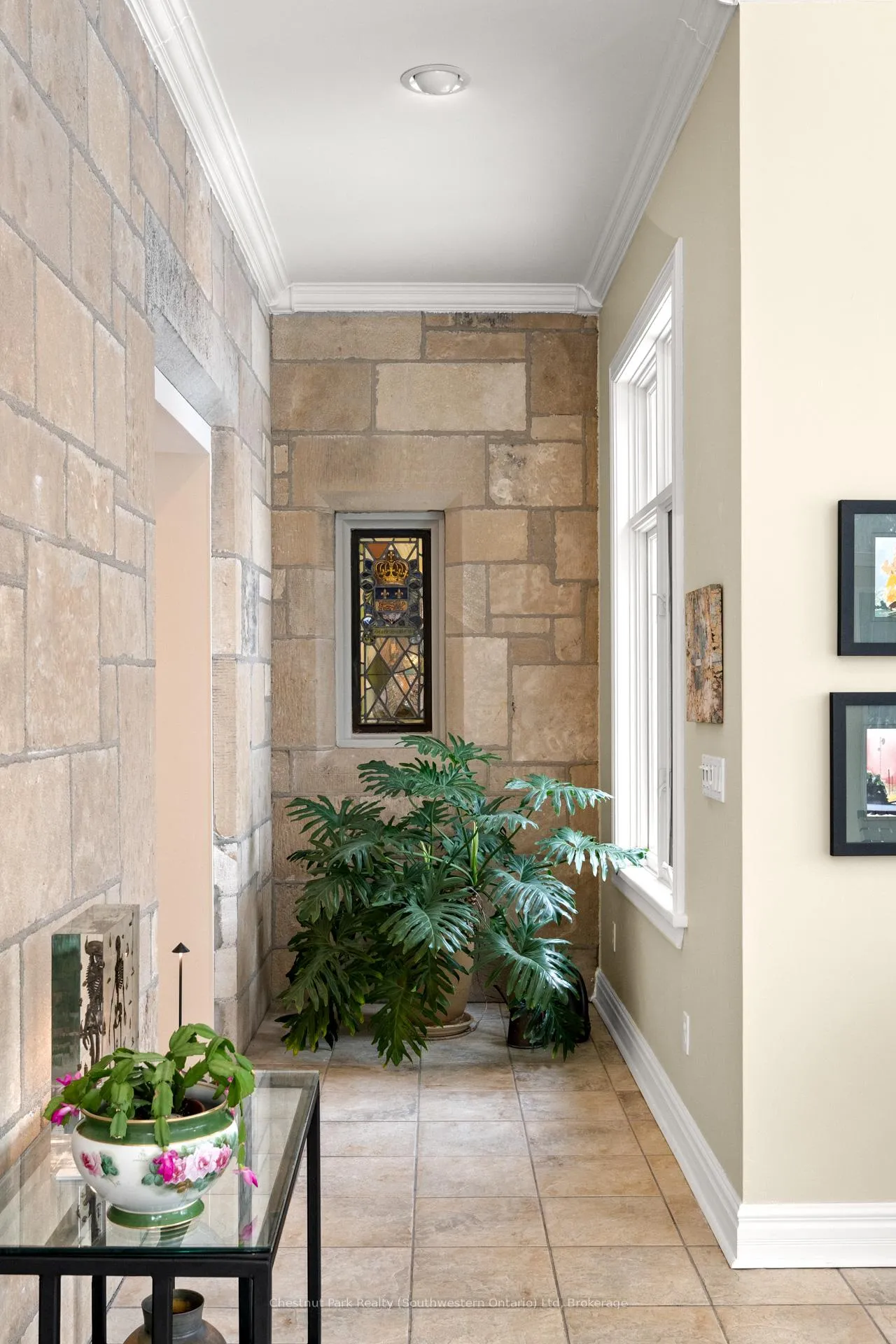 Photo 28 of 22 Stuart Street, Guelph, St. George's — HOMEH