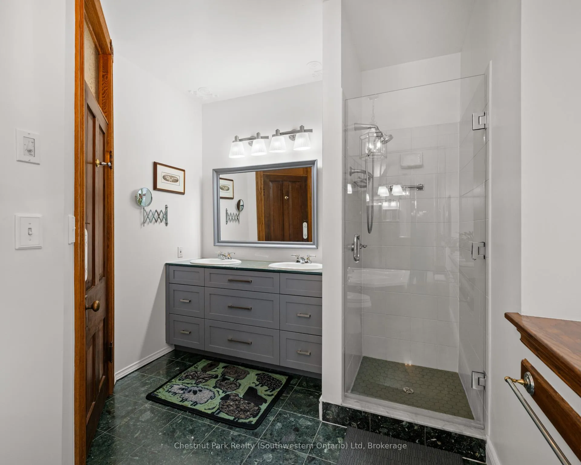 Photo 42 of 22 Stuart Street, Guelph, St. George's — HOMEH
