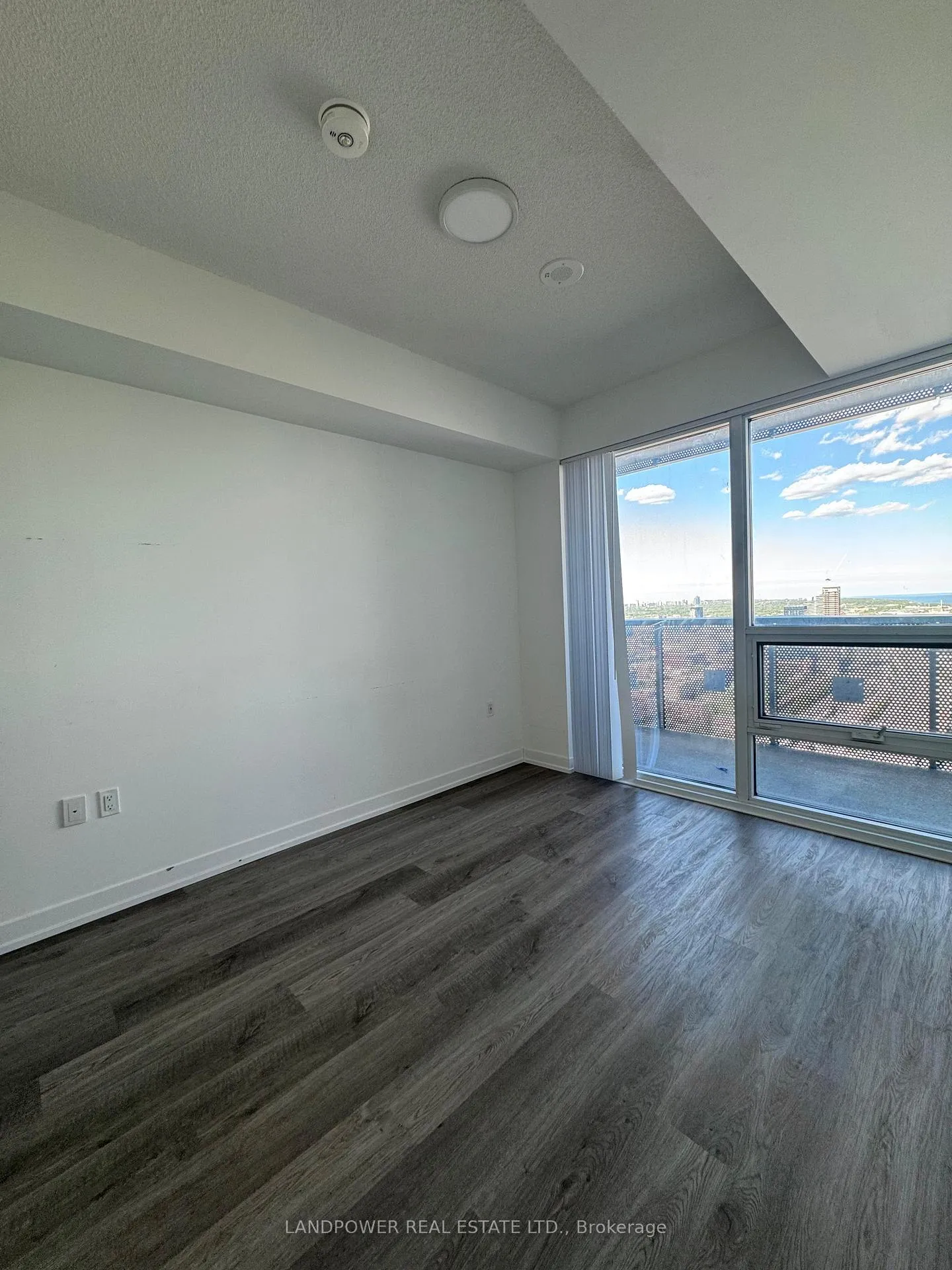 Photo 5 of Unit 4706, 55 Cooper Street, Toronto, Waterfront Communities — HOMEH