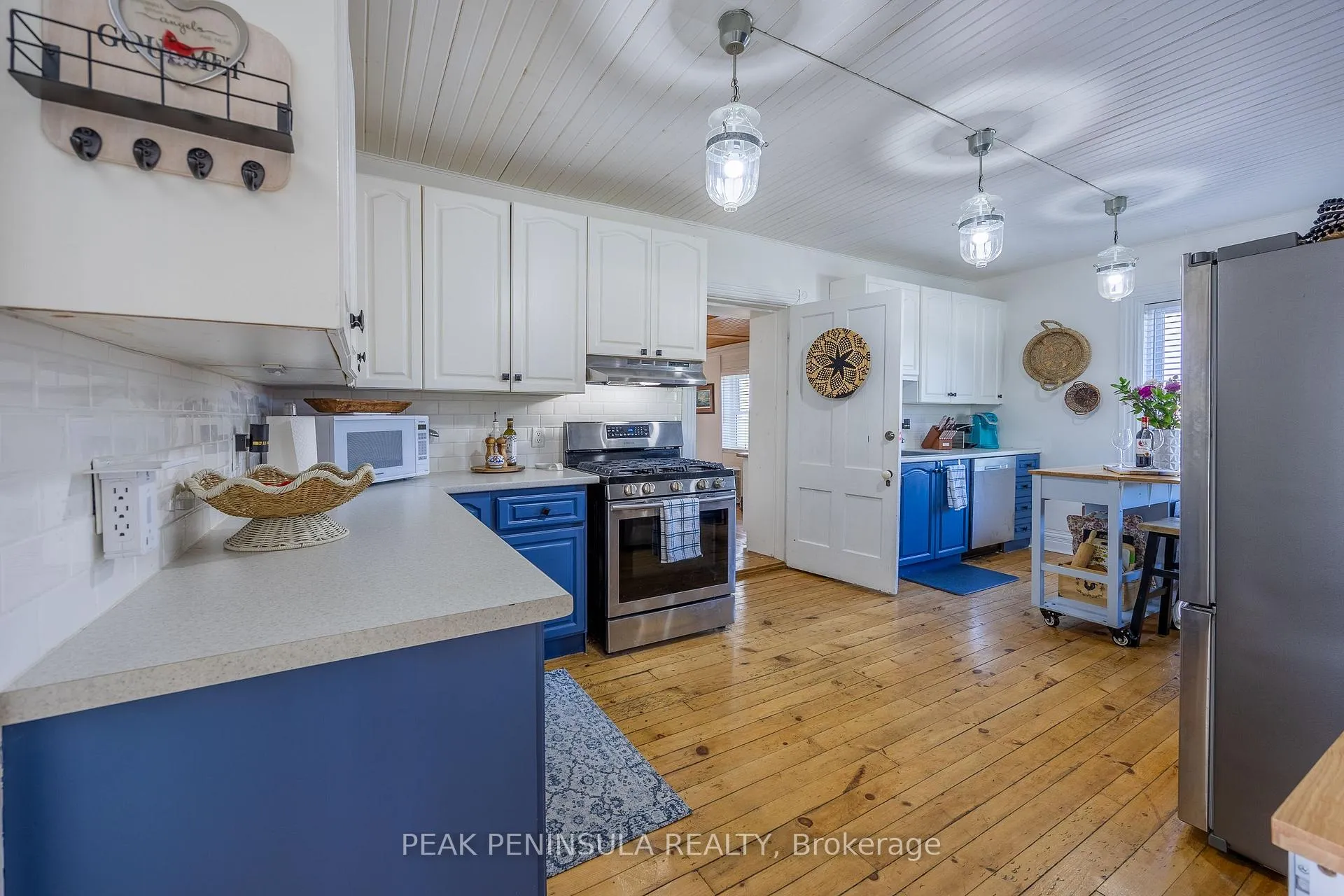Photo 7 of 1047 Bay Street, Norfolk, Port Rowan — HOMEH