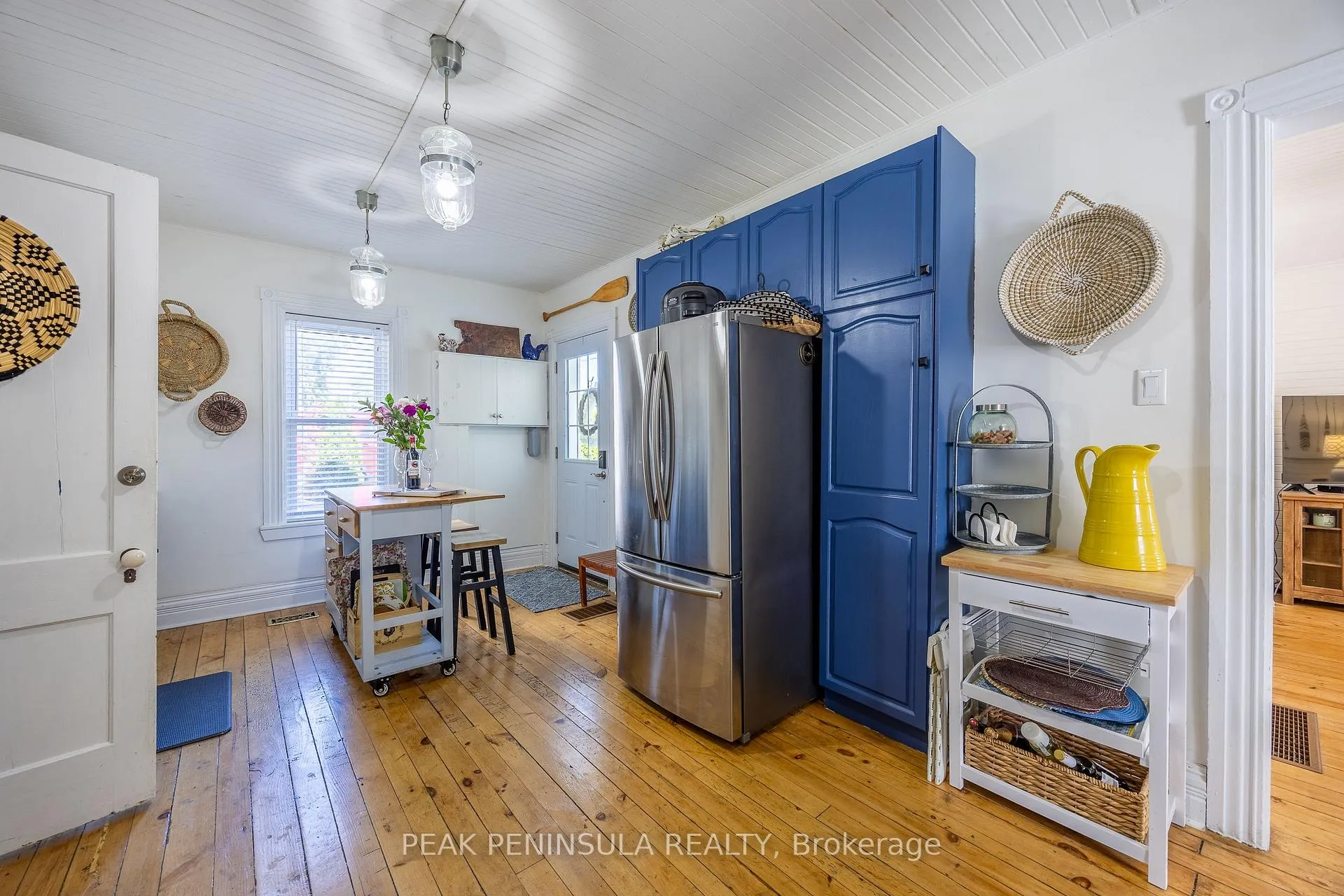 Photo 8 of 1047 Bay Street, Norfolk, Port Rowan — HOMEH