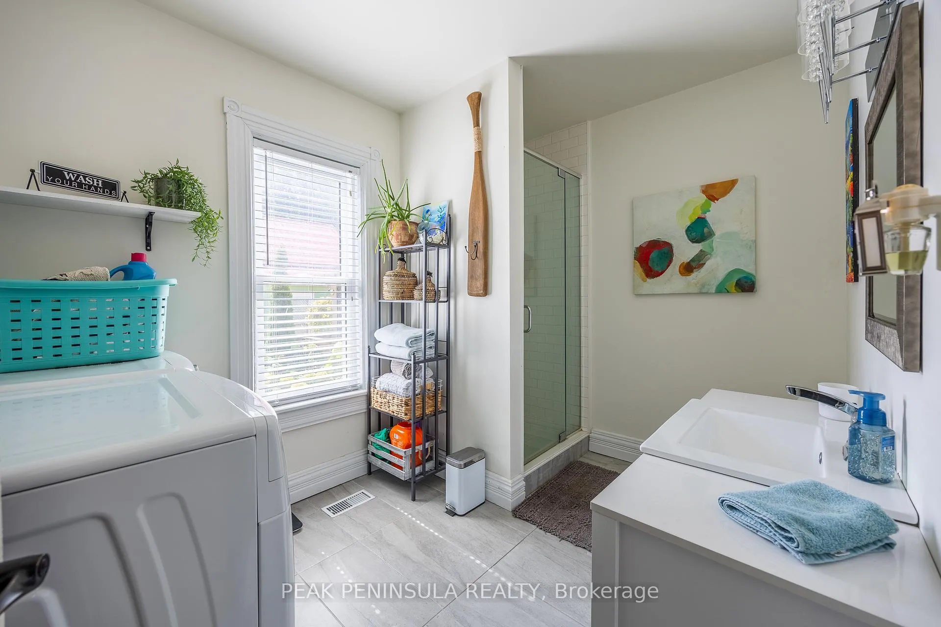 Photo 10 of 1047 Bay Street, Norfolk, Port Rowan — HOMEH