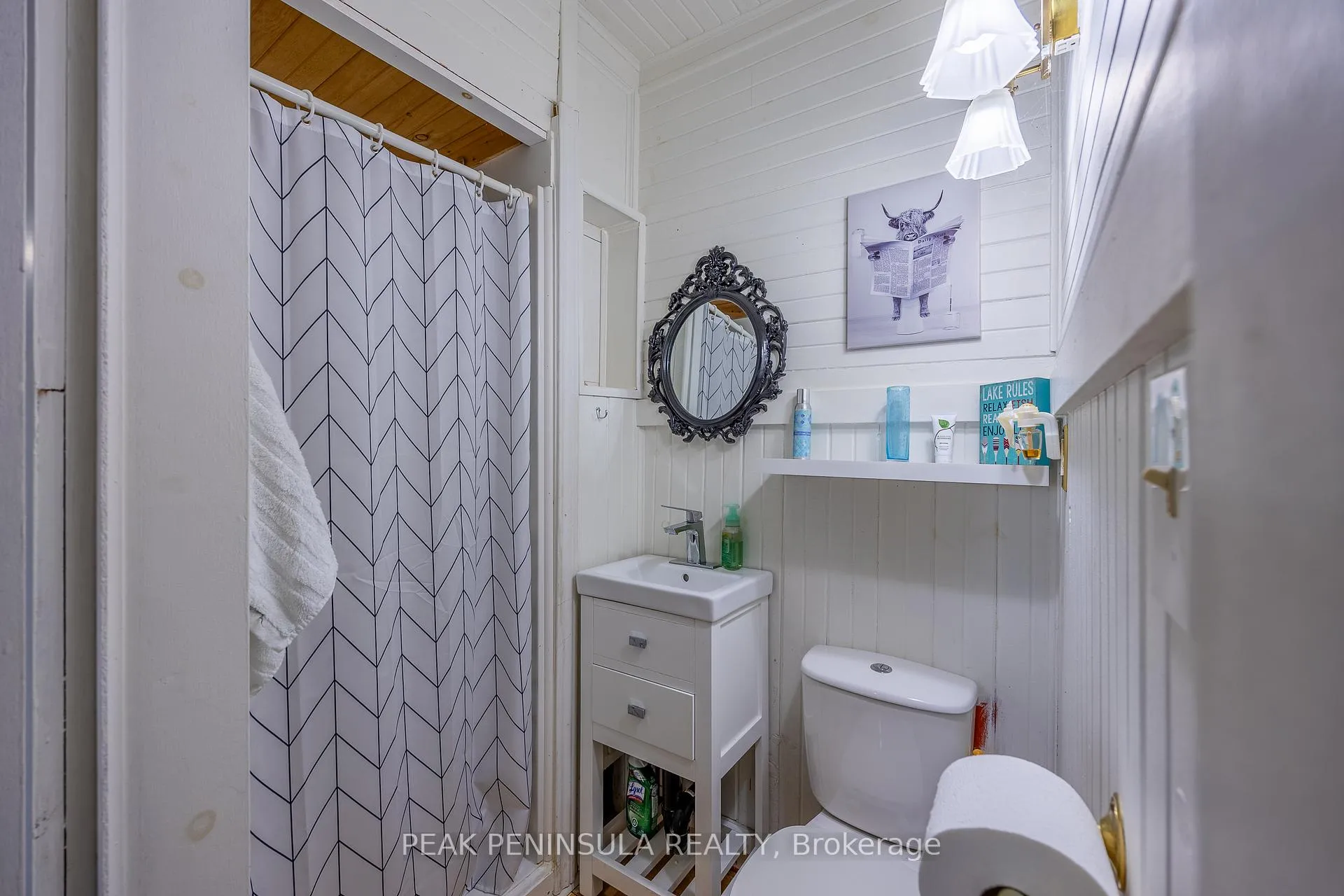 Photo 13 of 1047 Bay Street, Norfolk, Port Rowan — HOMEH