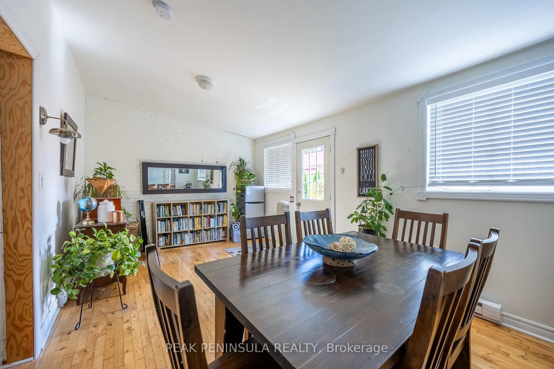 Photo 15 of 1047 Bay Street, Norfolk, Port Rowan — HOMEH