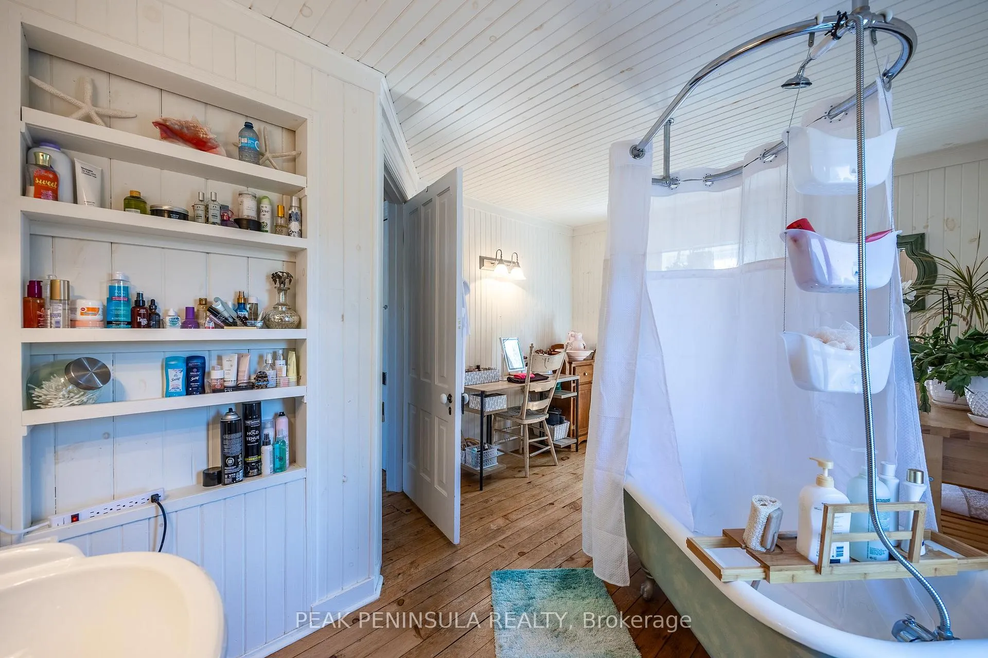 Photo 20 of 1047 Bay Street, Norfolk, Port Rowan — HOMEH