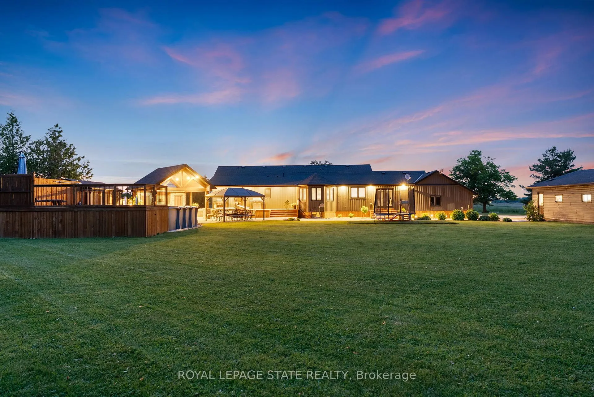 Photo 5 of 6251 Walkers Road, Hamilton, Mount Hope — HOMEH