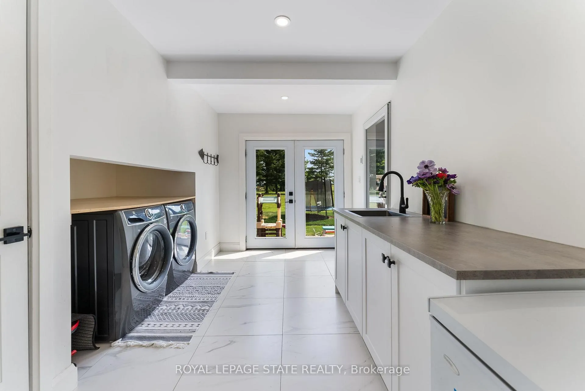 Photo 15 of 6251 Walkers Road, Hamilton, Mount Hope — HOMEH