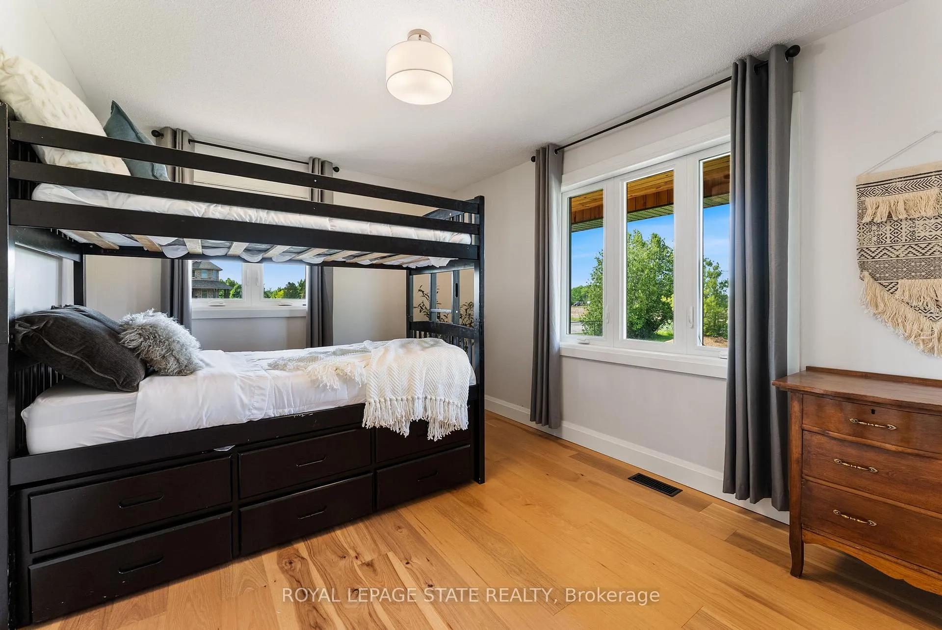 Photo 17 of 6251 Walkers Road, Hamilton, Mount Hope — HOMEH