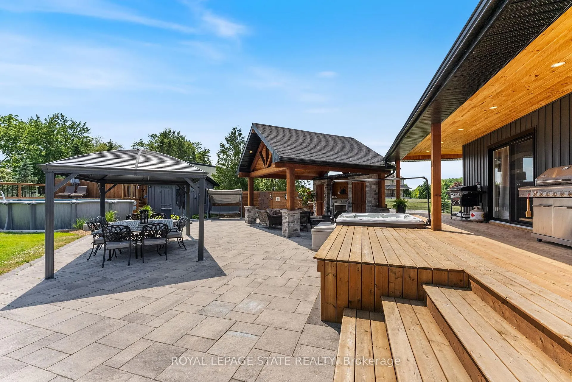 Photo 26 of 6251 Walkers Road, Hamilton, Mount Hope — HOMEH