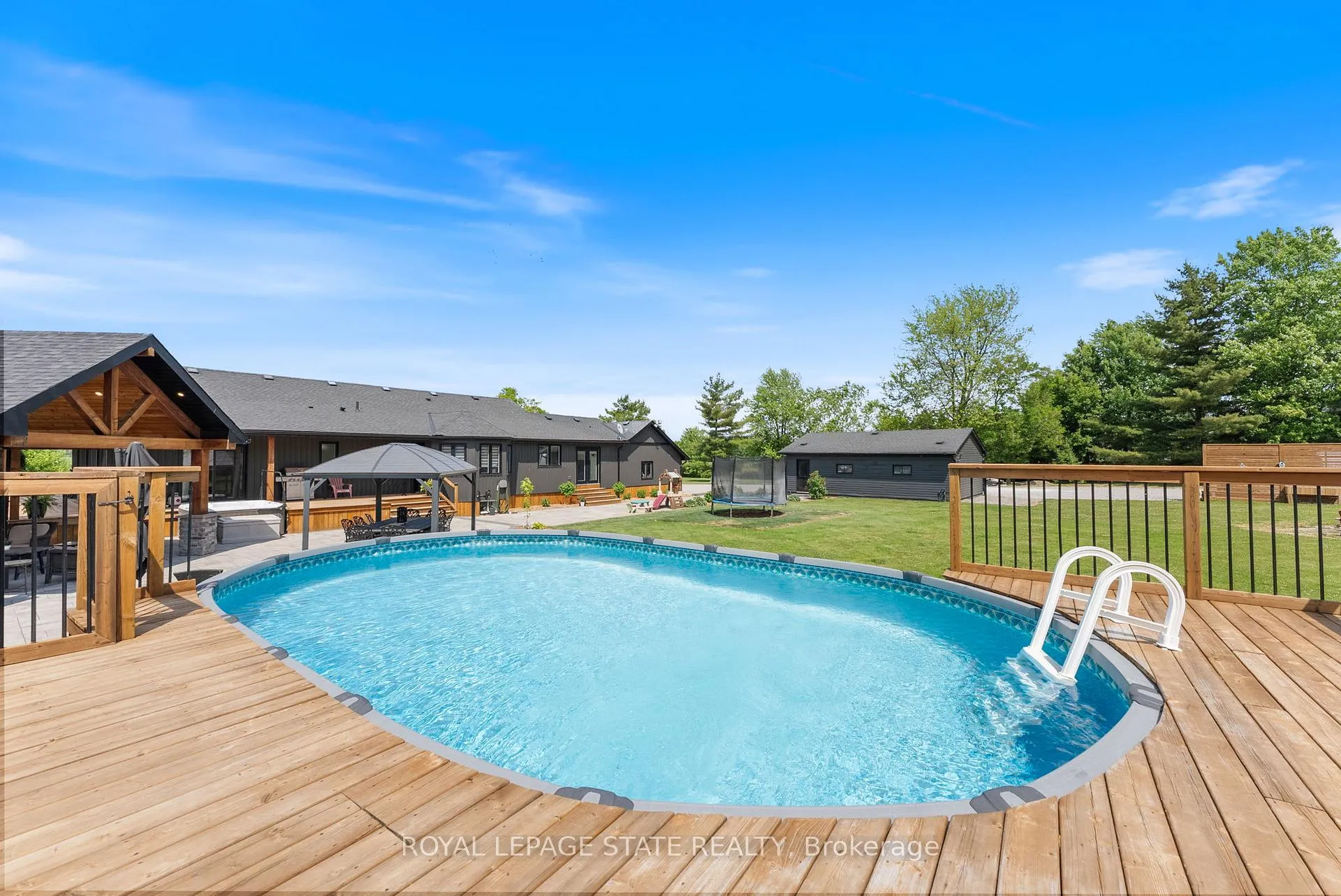 Photo 36 of 6251 Walkers Road, Hamilton, Mount Hope — HOMEH