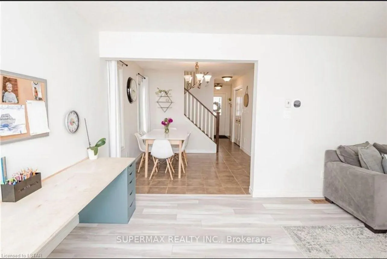 Photo 12 of 26 Pine Valley Drive, St. Thomas — HOMEH