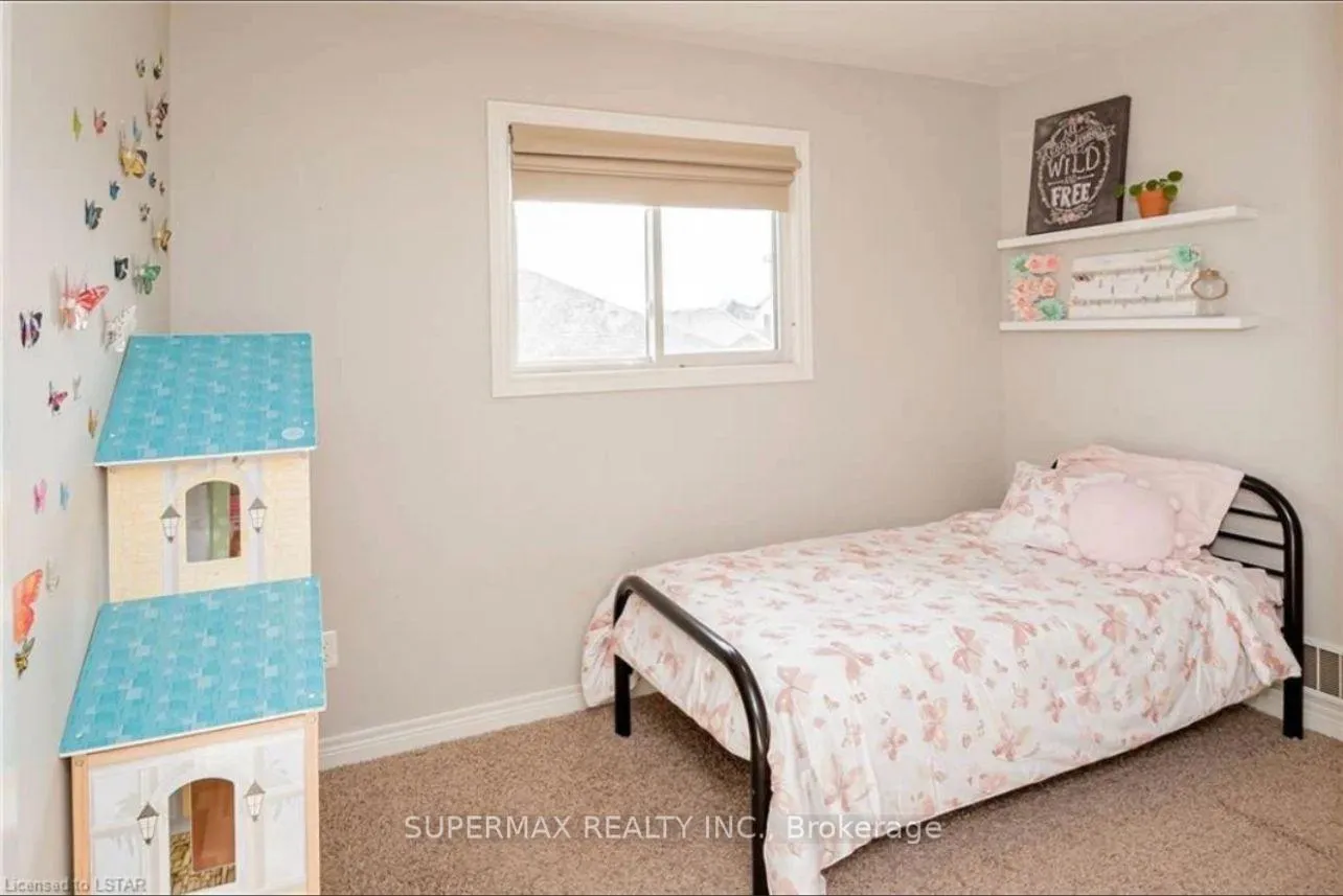 Photo 23 of 26 Pine Valley Drive, St. Thomas — HOMEH