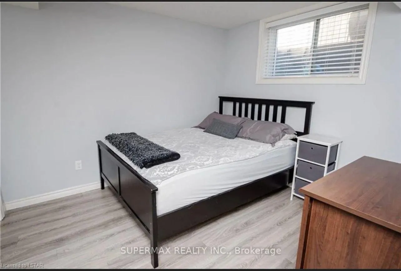 Photo 27 of 26 Pine Valley Drive, St. Thomas — HOMEH