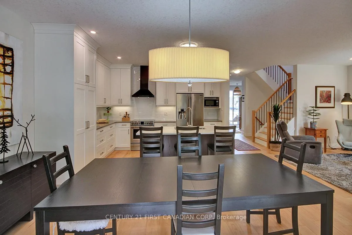Photo 12 of 2113 Linkway Boulevard, London, South A — HOMEH