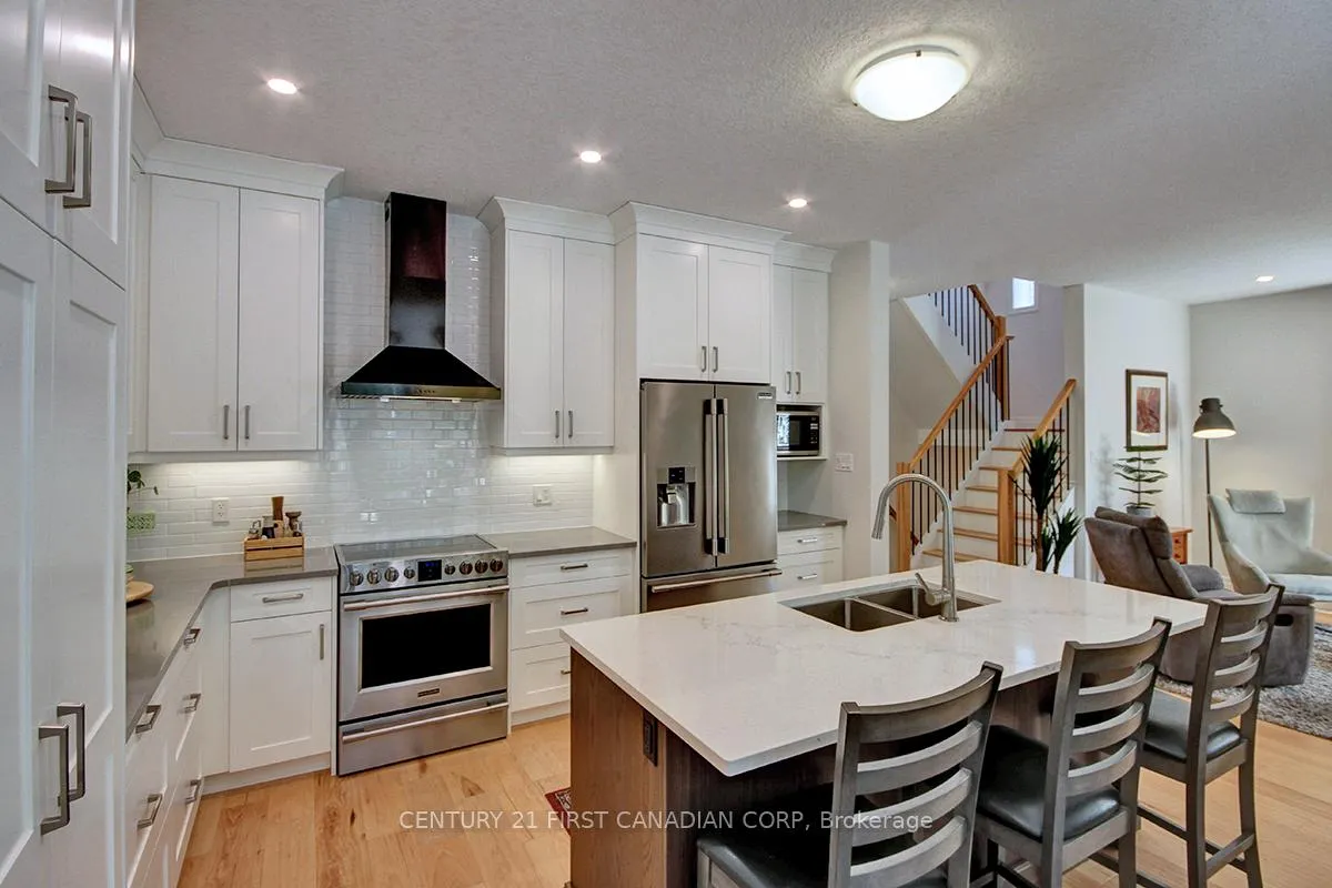 Photo 14 of 2113 Linkway Boulevard, London, South A — HOMEH