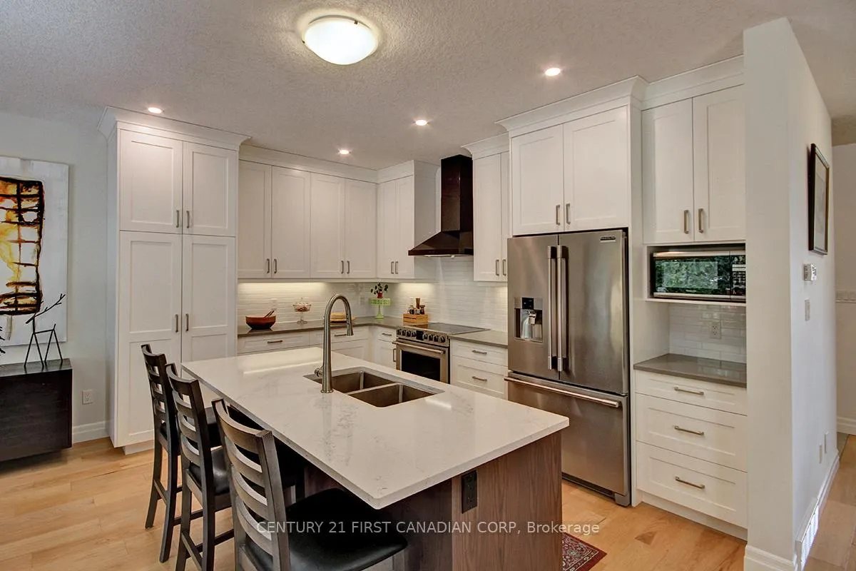 Photo 15 of 2113 Linkway Boulevard, London, South A — HOMEH