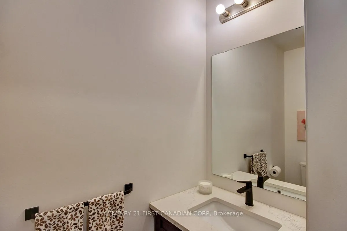Photo 17 of 2113 Linkway Boulevard, London, South A — HOMEH