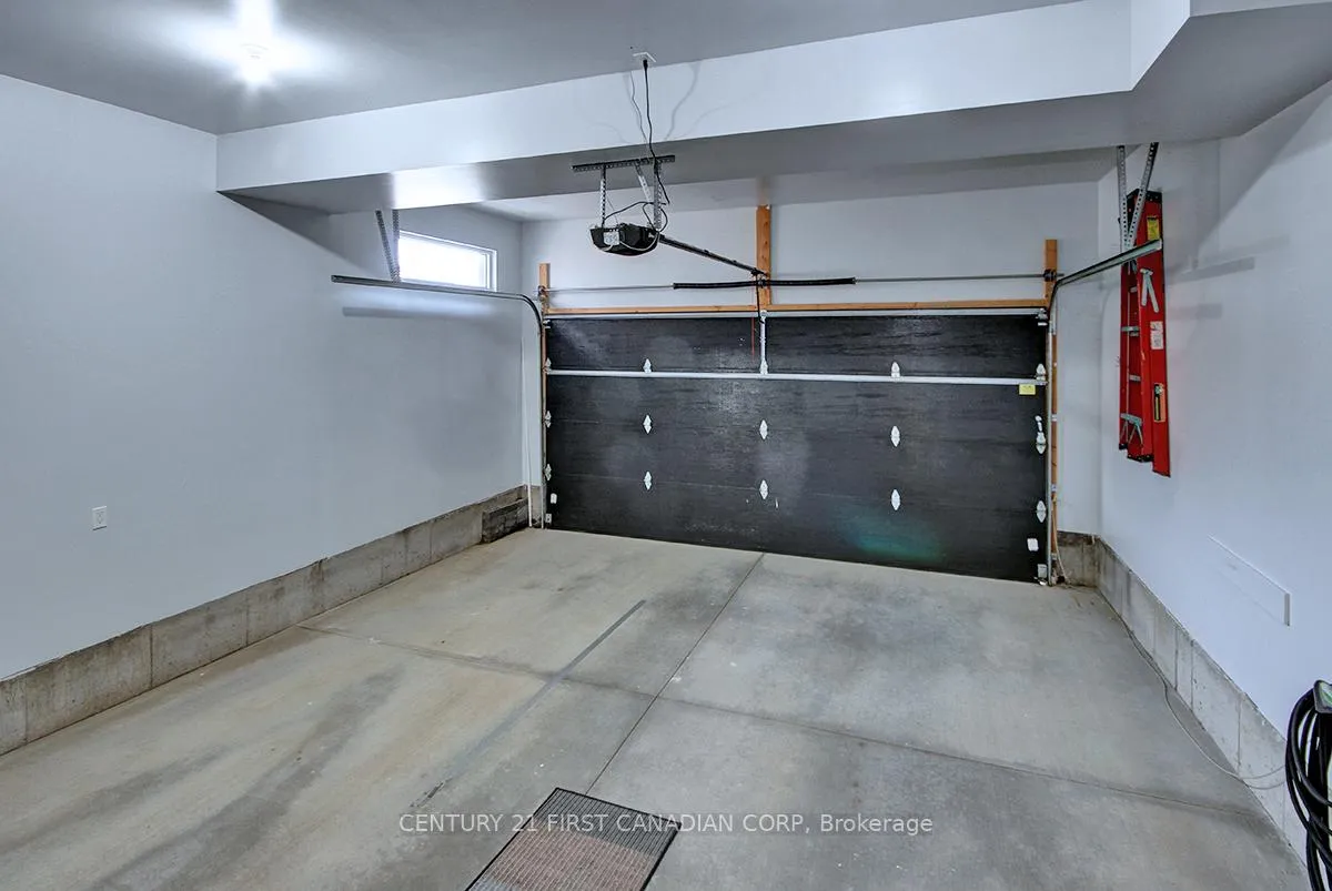 Photo 19 of 2113 Linkway Boulevard, London, South A — HOMEH