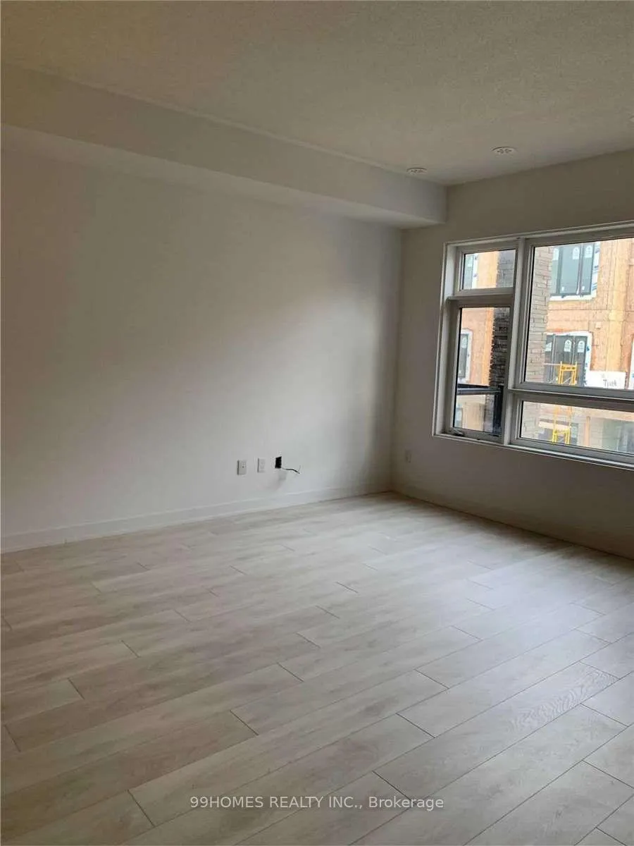 Photo 6 of Unit 41, 1121 Cooke Boulevard, Burlington, LaSalle — HOMEH