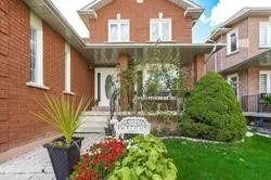 Photo 2 of 35 Kingsplate Crescent, Etobicoke, West Humber-Clairville — HOMEH