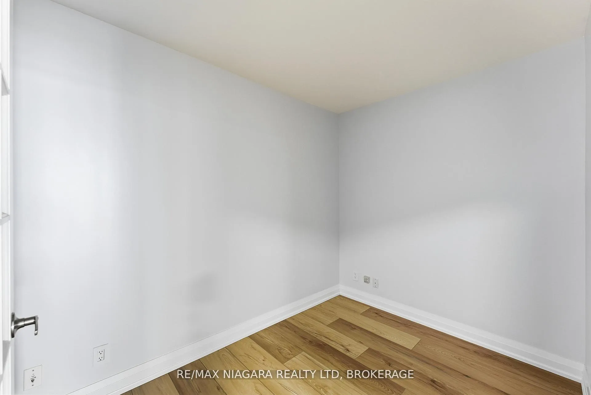Photo 20 of Unit 1601, 600 Fleet Street, Toronto, Niagara — HOMEH