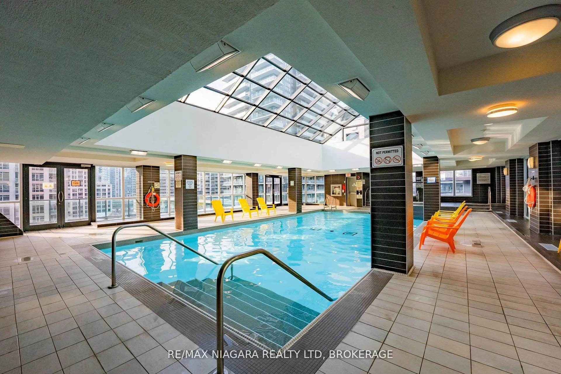 Photo 32 of Unit 1601, 600 Fleet Street, Toronto, Niagara — HOMEH