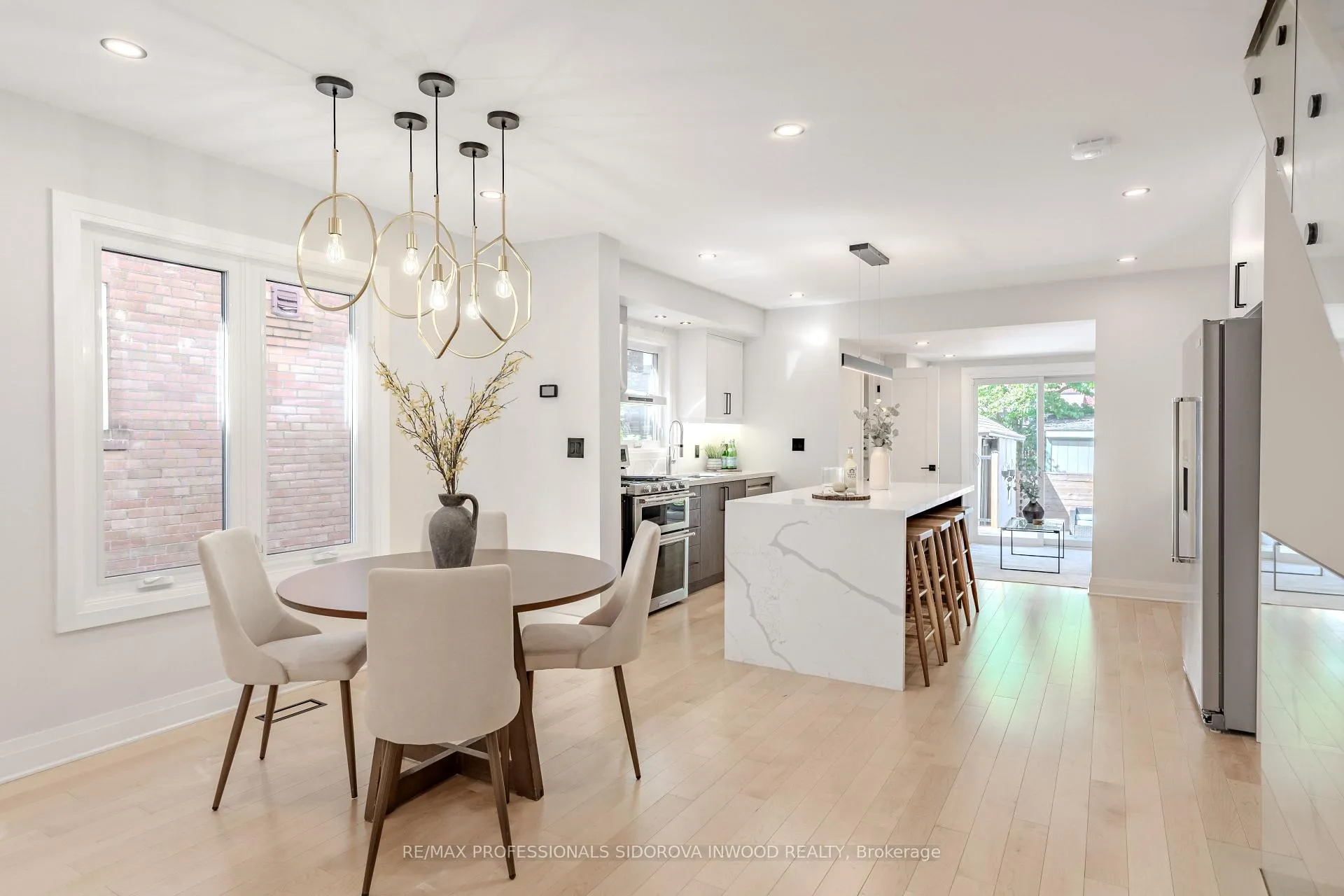 Photo 7 of 664 Windermere Avenue, Toronto, Runnymede-Bloor West Village — HOMEH