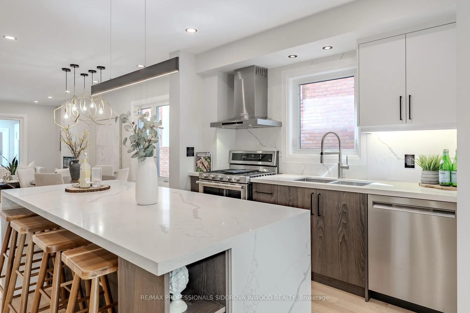 Photo 9 of 664 Windermere Avenue, Toronto, Runnymede-Bloor West Village — HOMEH