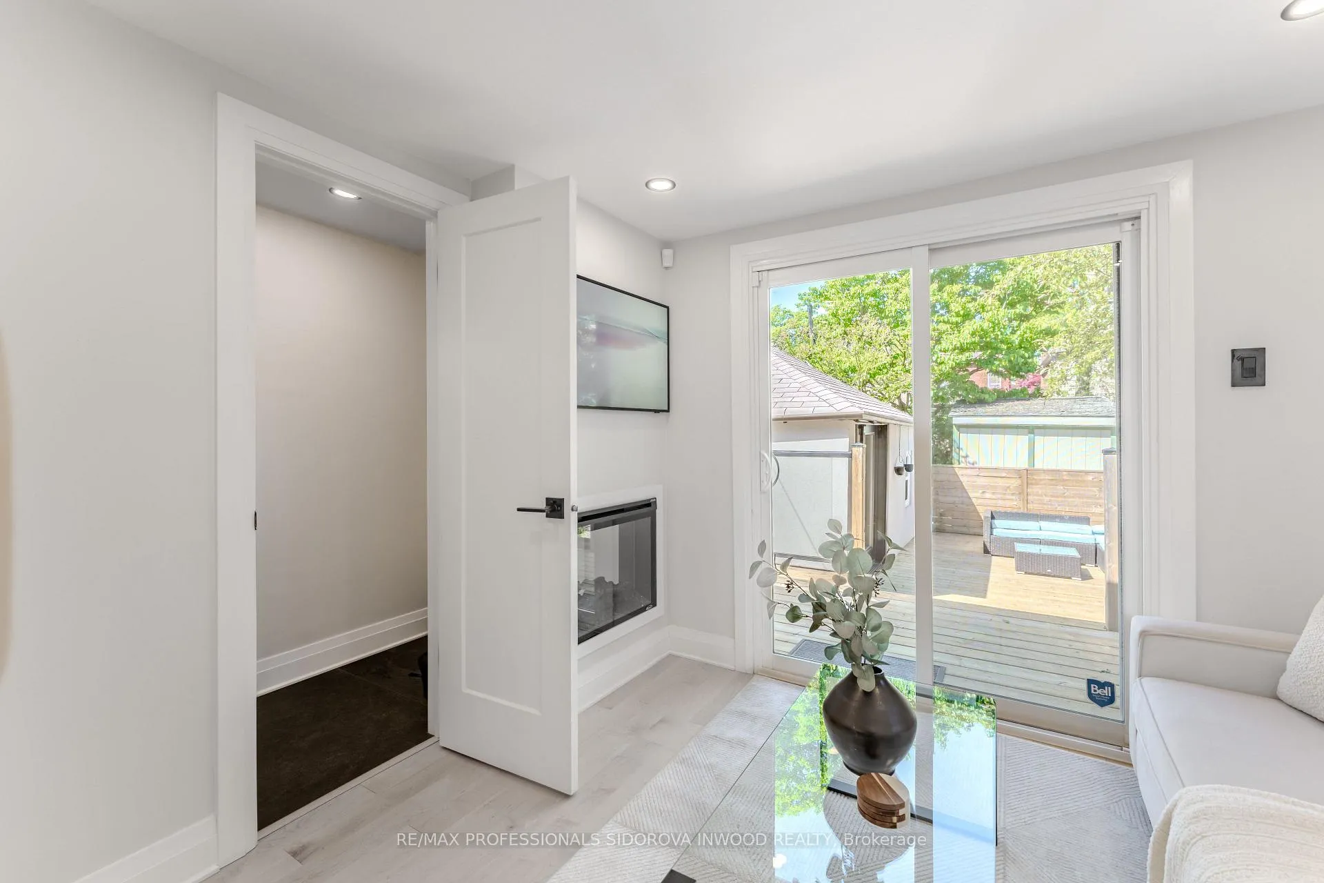 Photo 12 of 664 Windermere Avenue, Toronto, Runnymede-Bloor West Village — HOMEH