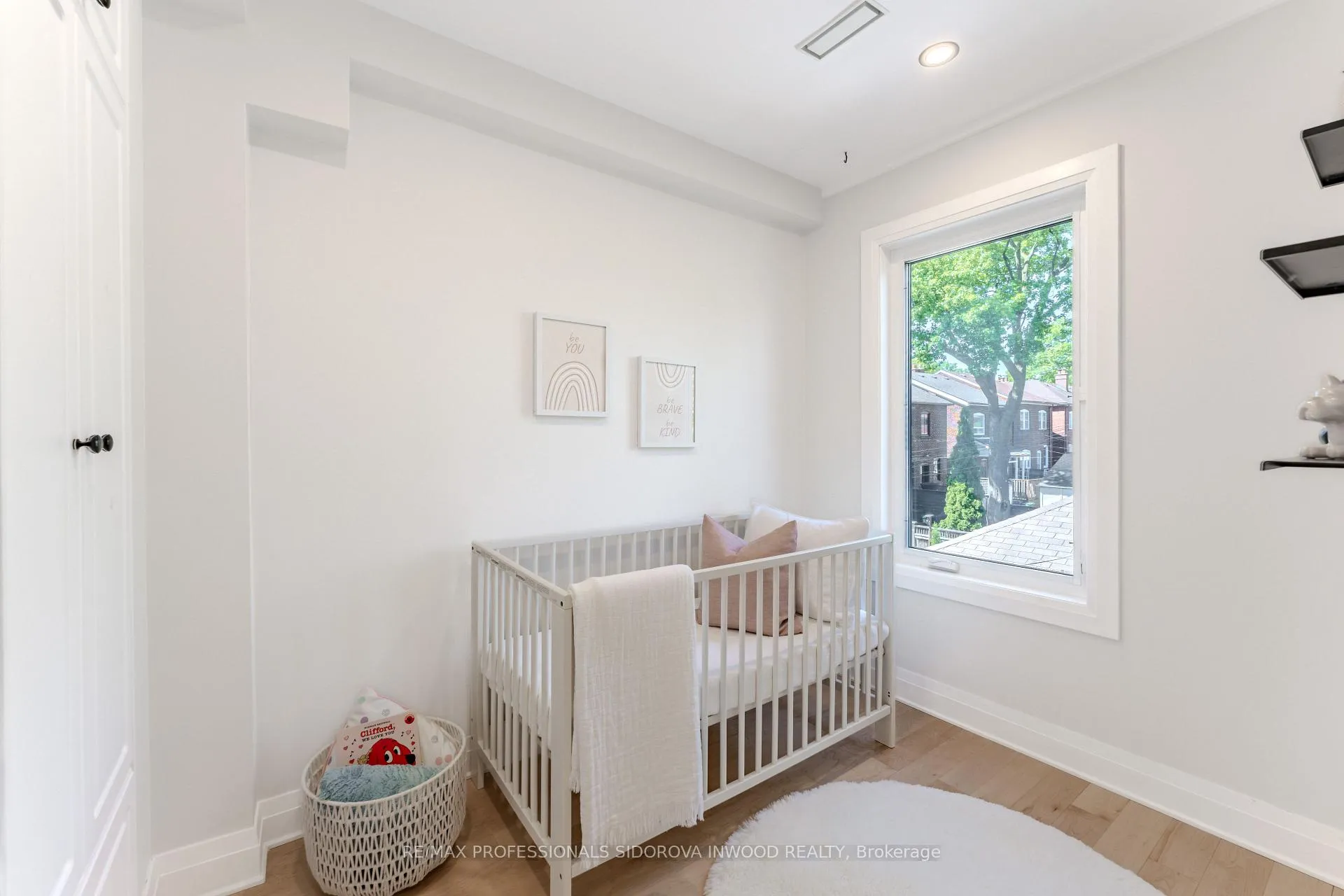 Photo 21 of 664 Windermere Avenue, Toronto, Runnymede-Bloor West Village — HOMEH