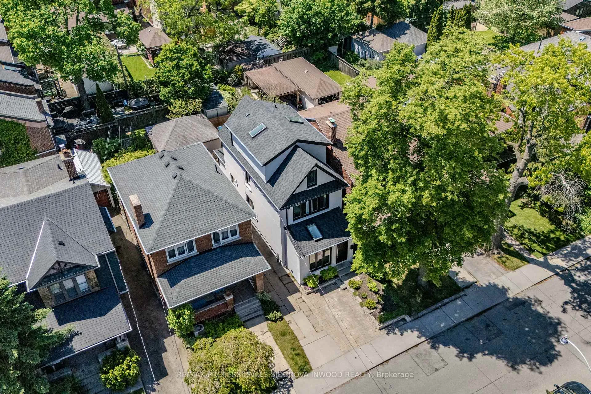 Photo 35 of 664 Windermere Avenue, Toronto, Runnymede-Bloor West Village — HOMEH