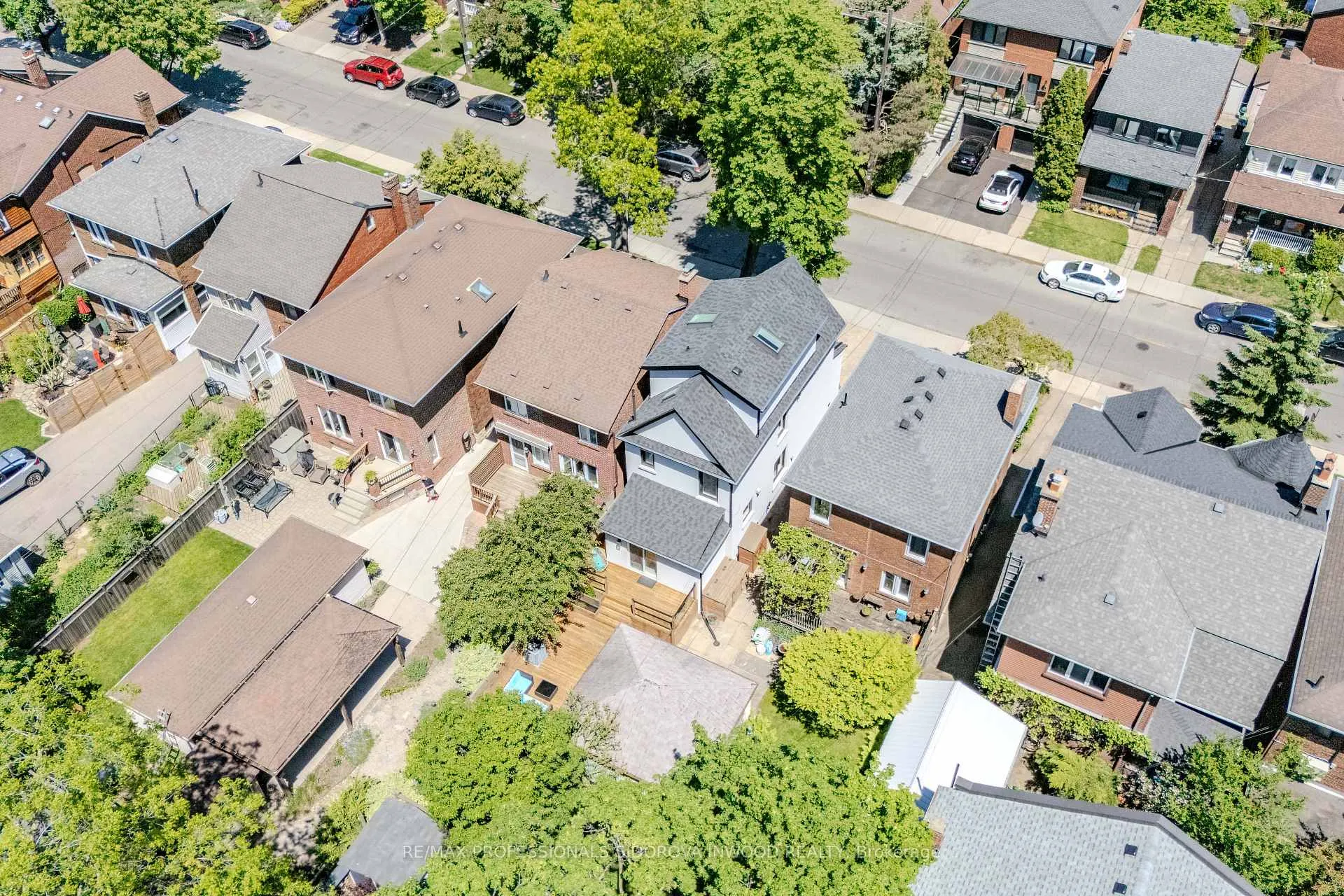 Photo 38 of 664 Windermere Avenue, Toronto, Runnymede-Bloor West Village — HOMEH