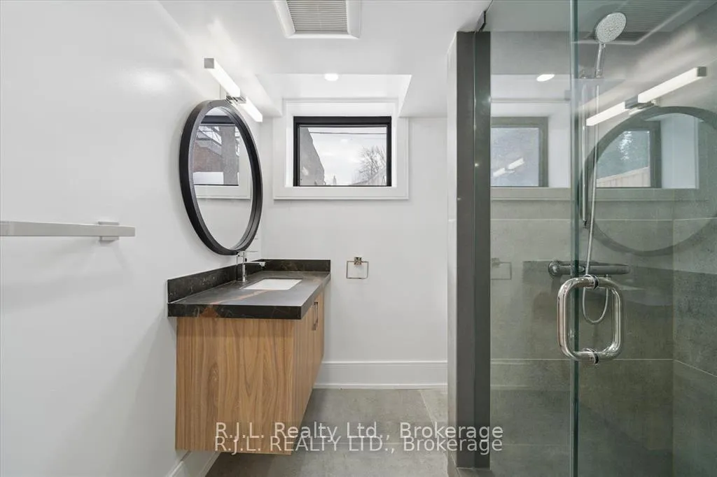 Photo 45 of 111 Roxborough Drive, Toronto, Rosedale-Moore Park — HOMEH