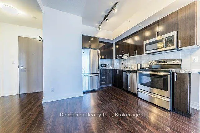 Photo 5 of Unit 626, 7165 Yonge Street, Markham, Grandview — HOMEH