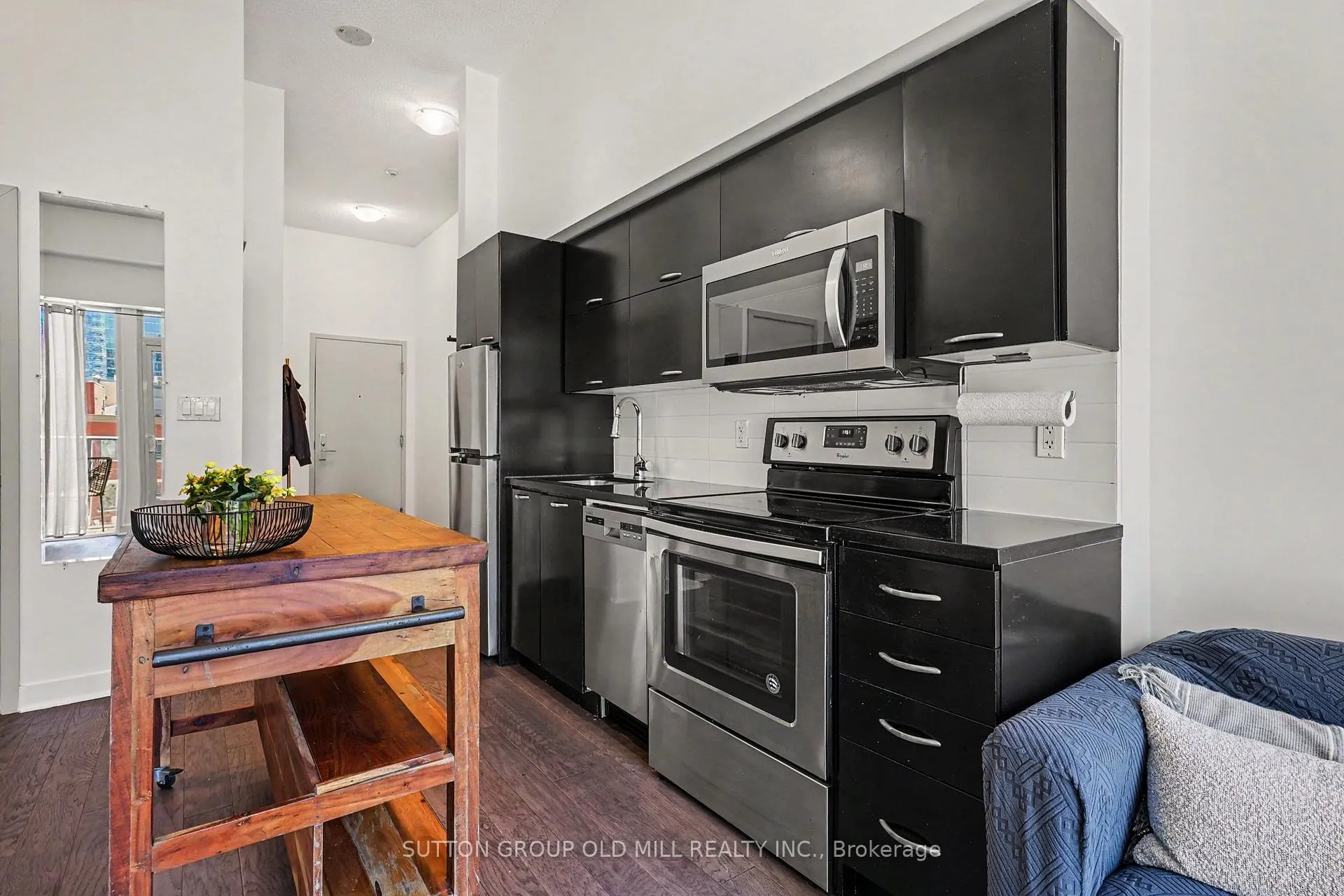 Photo 8 of Unit 713, 126 Simcoe Street, Toronto, Waterfront Communities — HOMEH
