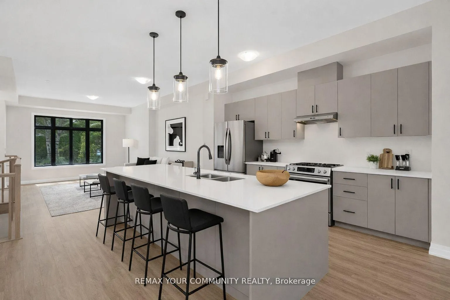 Photo 5 of 83 Archambault Way, Vaughan, Vellore Village — HOMEH