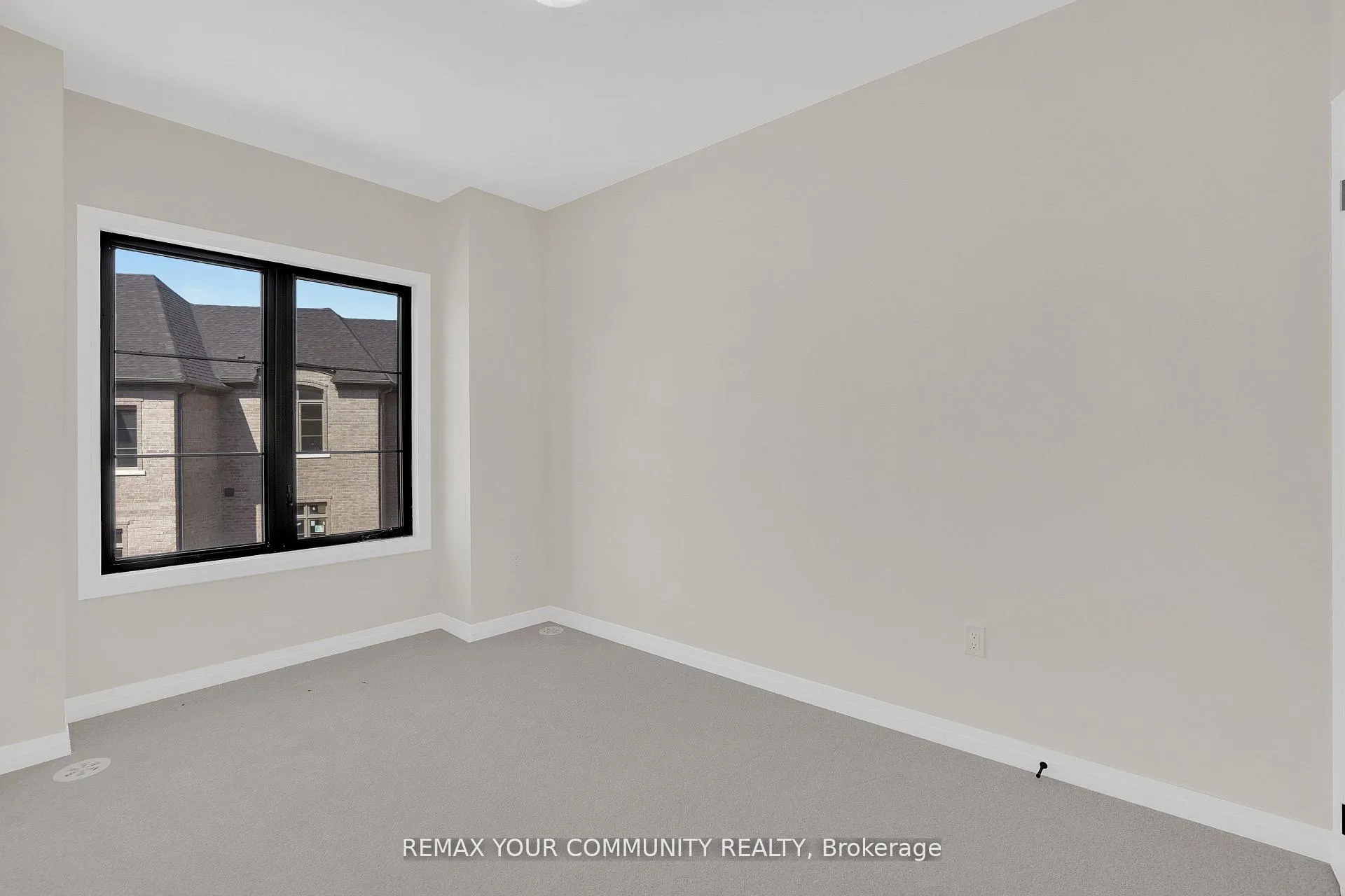 Photo 14 of 83 Archambault Way, Vaughan, Vellore Village — HOMEH