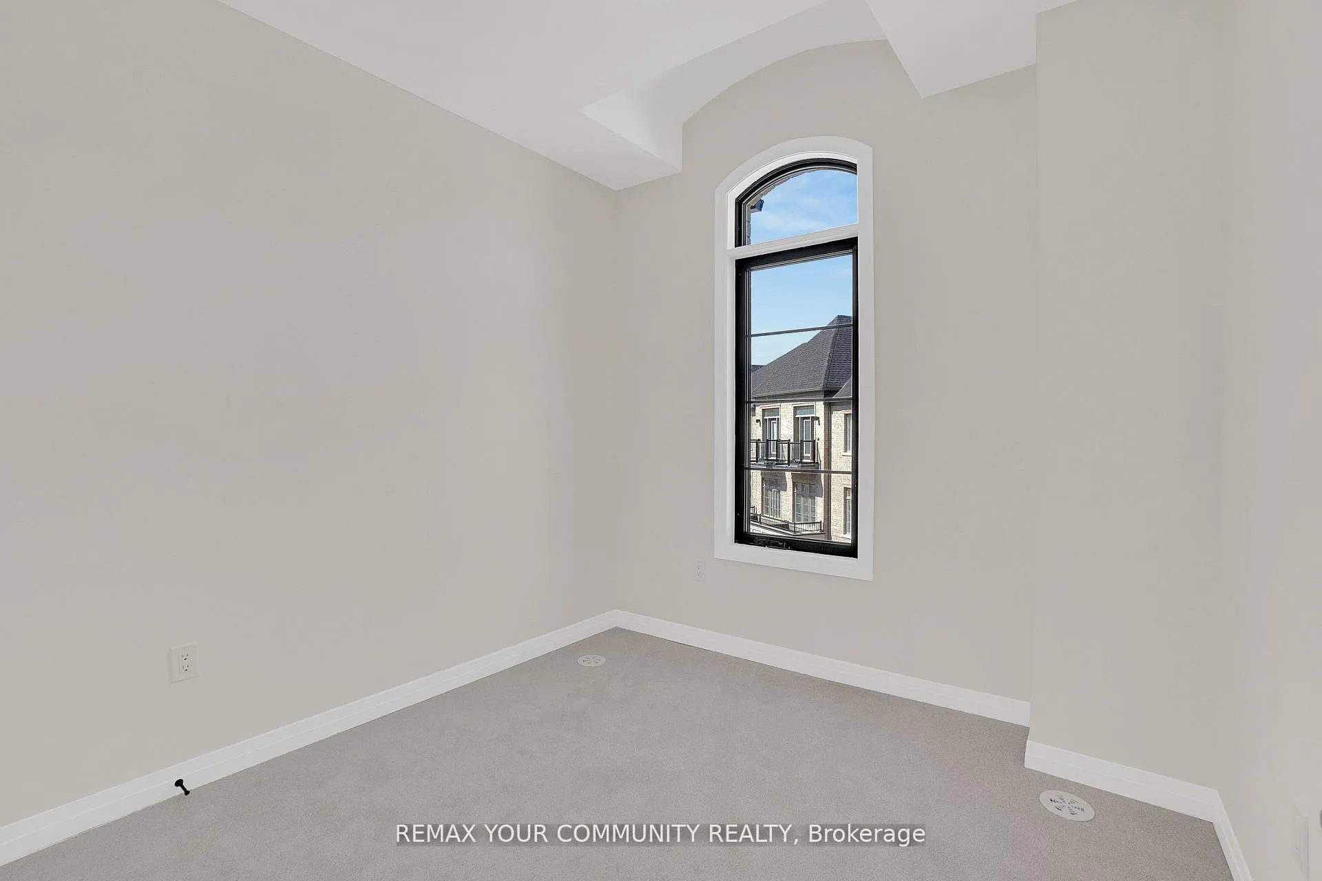 Photo 15 of 83 Archambault Way, Vaughan, Vellore Village — HOMEH
